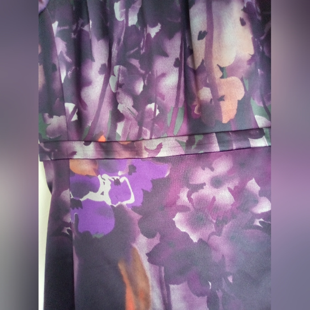 TAHARI Purple Patterned Dress SIZE 6 - Picture 6 of 8